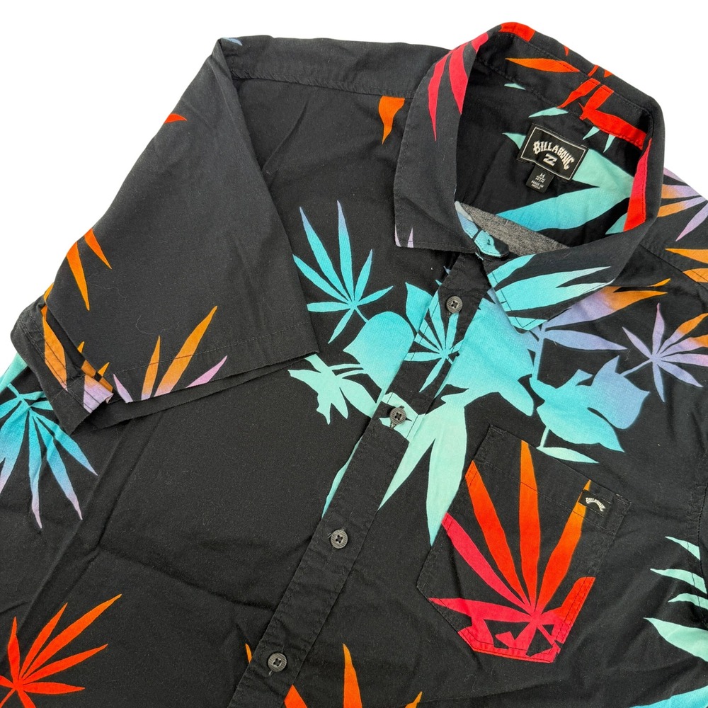 Billabong Button Up Shirt Mens Medium Black Tropical Leaf Short Sleeve Cotton‎